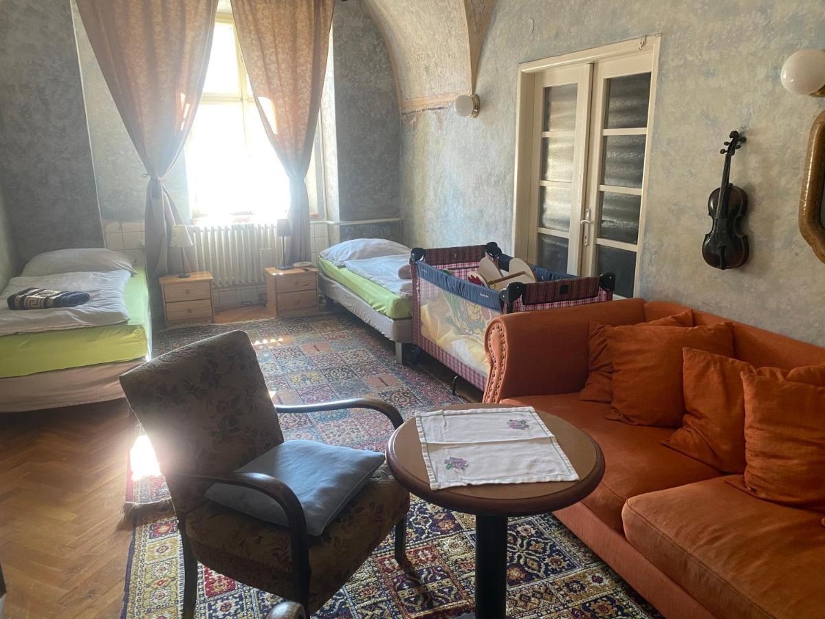 شقة Apartman Bohema Kouřim المظهر الخارجي الصورة