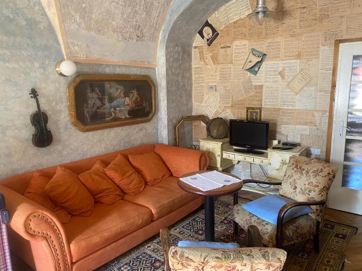 شقة Apartman Bohema Kouřim المظهر الخارجي الصورة